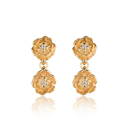 Earring with double roses