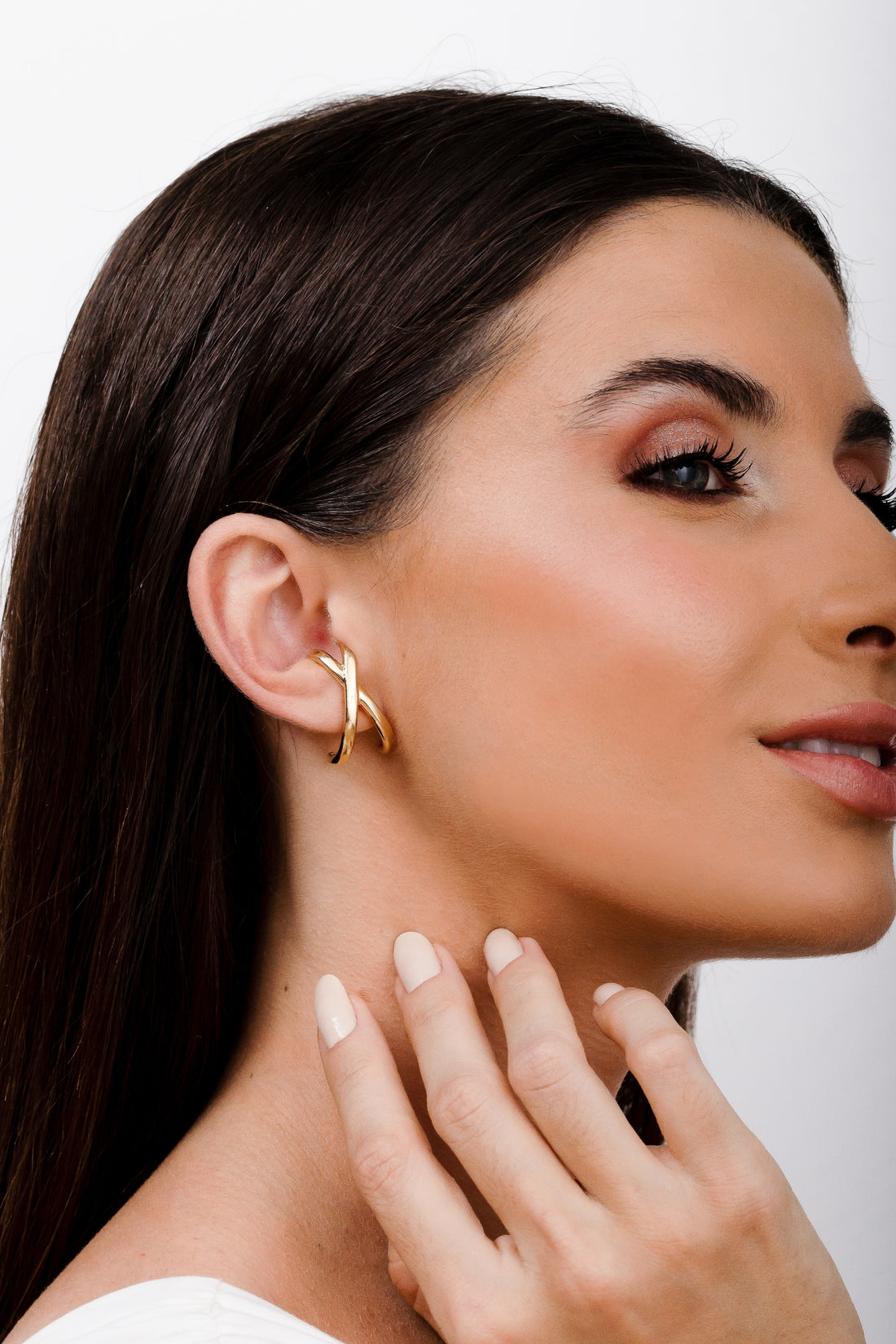 Modern X-shaped earring