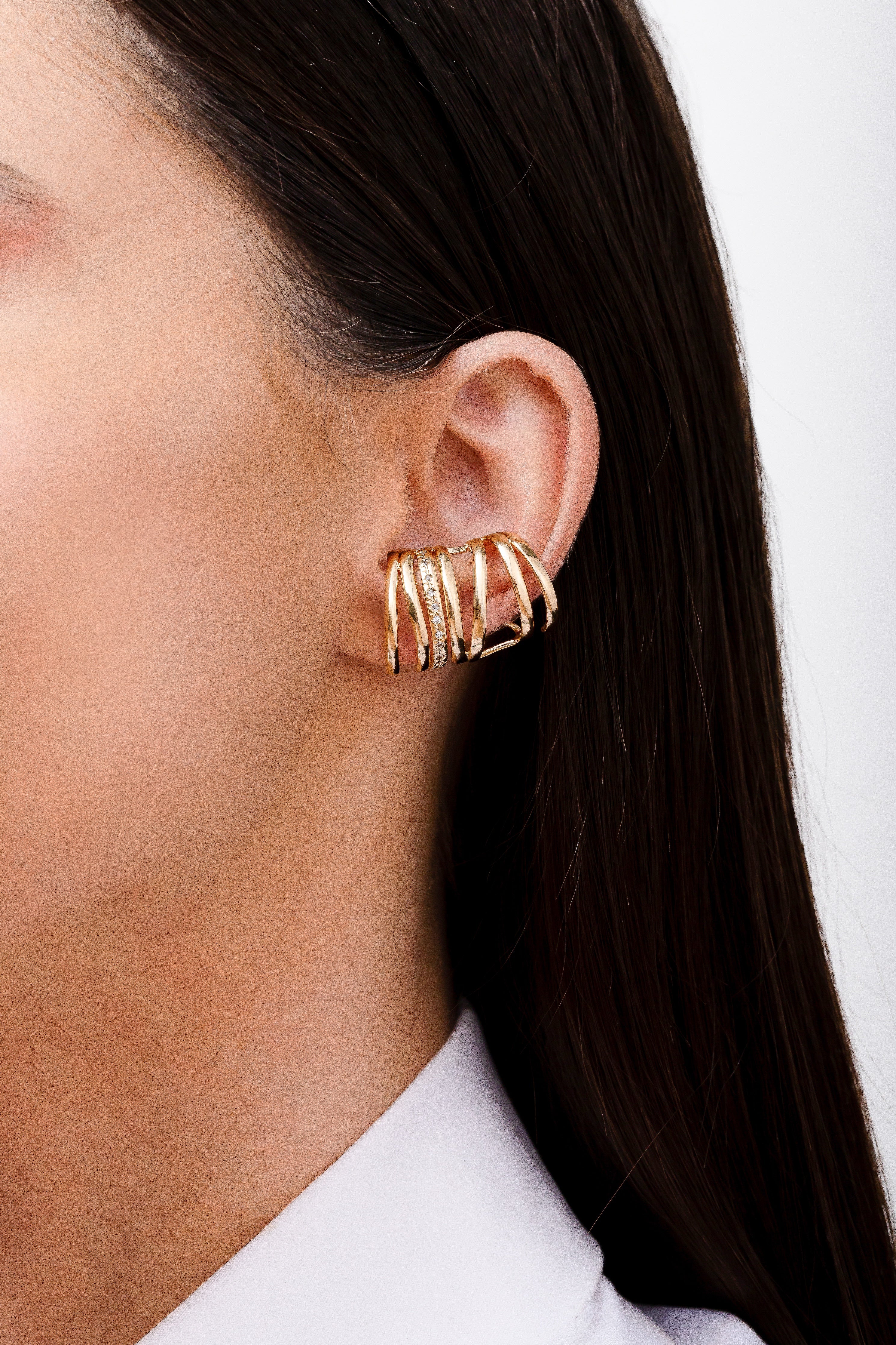 Modern horizontal earring